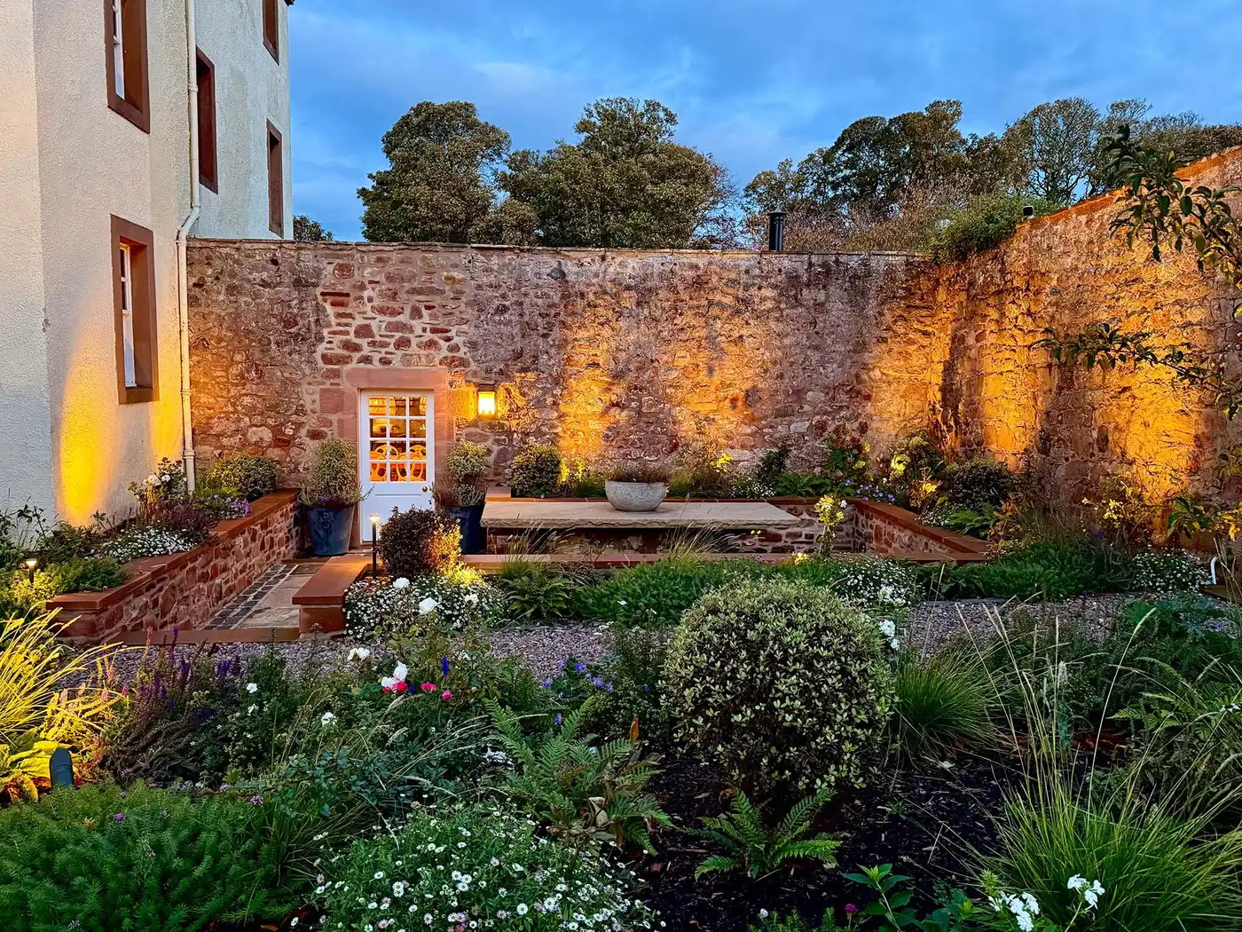 Courtyard gardens
